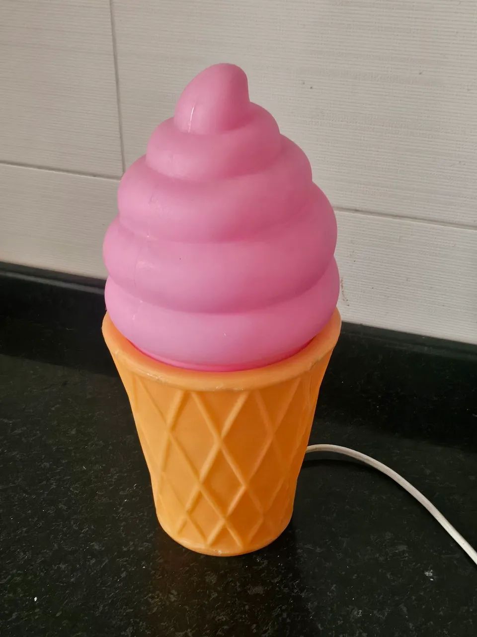 Abajour em formato de sorvete. - Foto 3