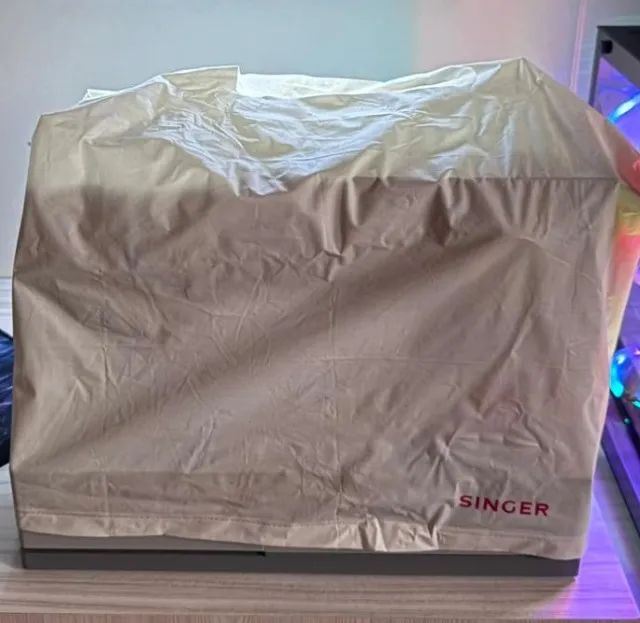 Máquina de costura Singer