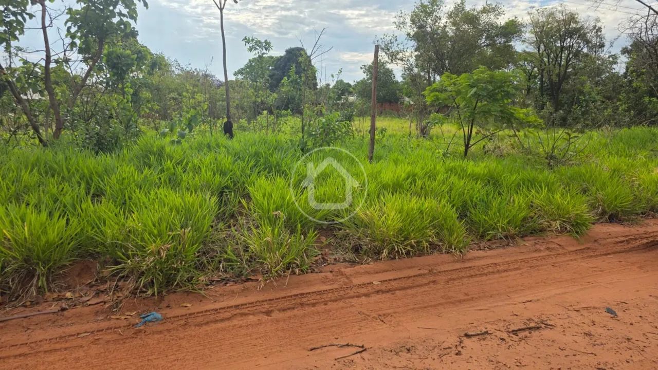 TERRENO - SEM ASFALTO - VIVENDAS DO PARQUE