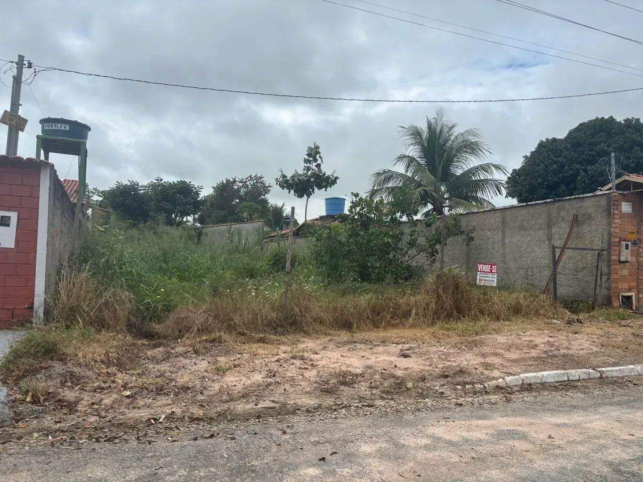 LOTE EM ARUANÃ-GO / 372 m2