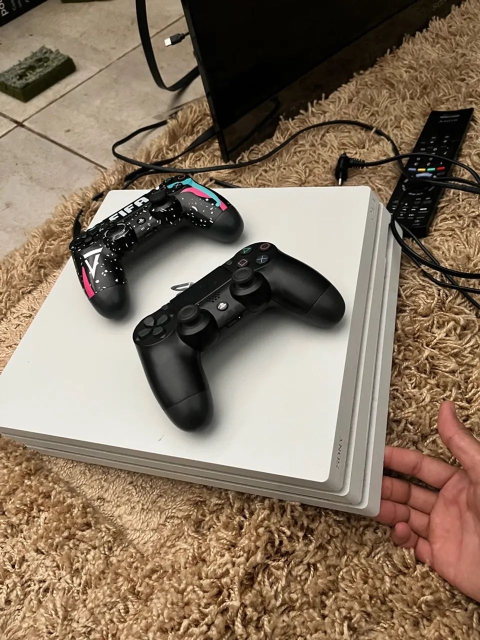 Ps4 pro branco  - Foto 2