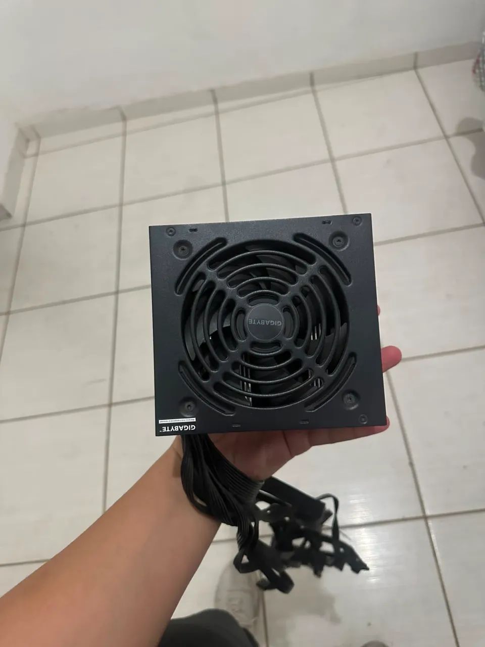 Fonte da Gigabyte 550w - Foto 2