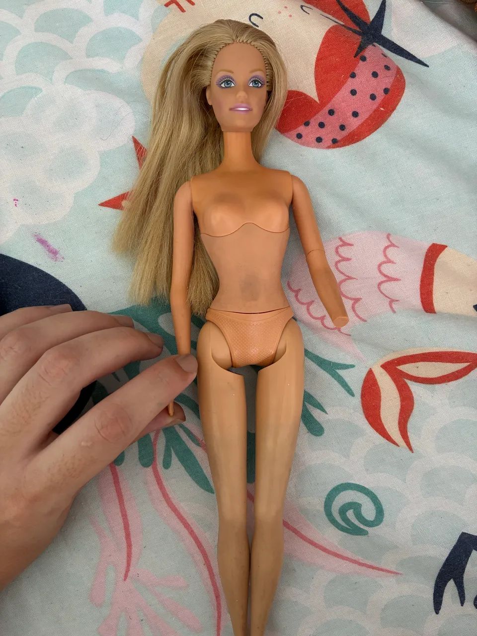 Barbie 1998 com cintura articulada  - Foto 4