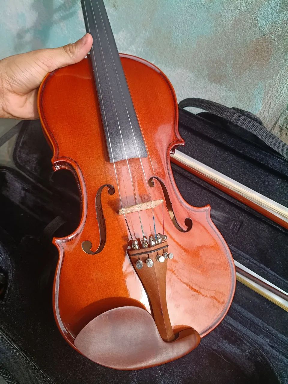 Violino com arco + estojo 