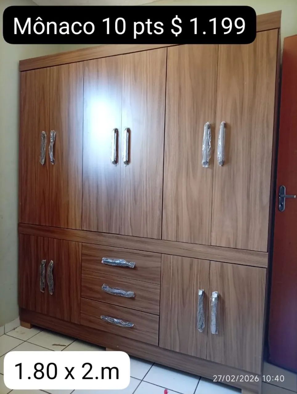GUARDA ROUPA DE CASAL 