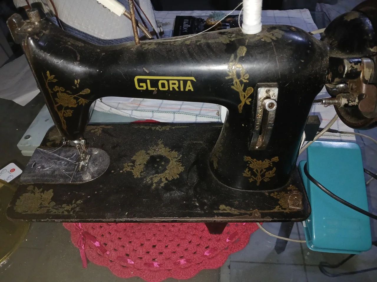 Maquina de costura antiga