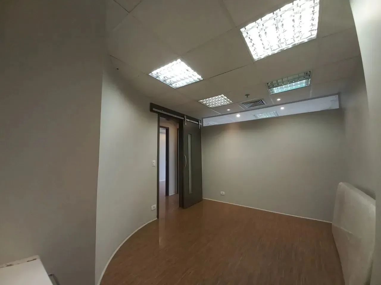 Sala Comercial 54m² na Av. Faria Lima no Jardim Paulistano para locação - Foto 7