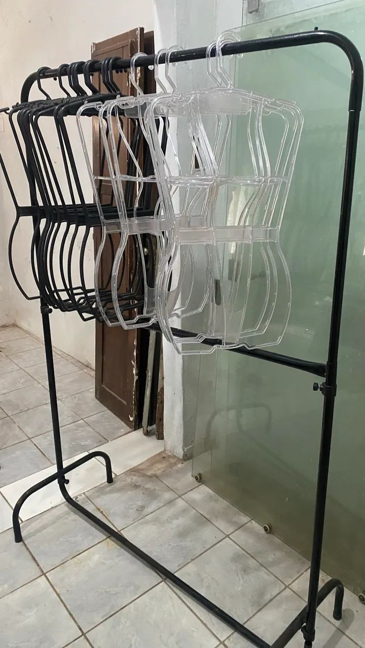Expositor e cabides - Foto 2