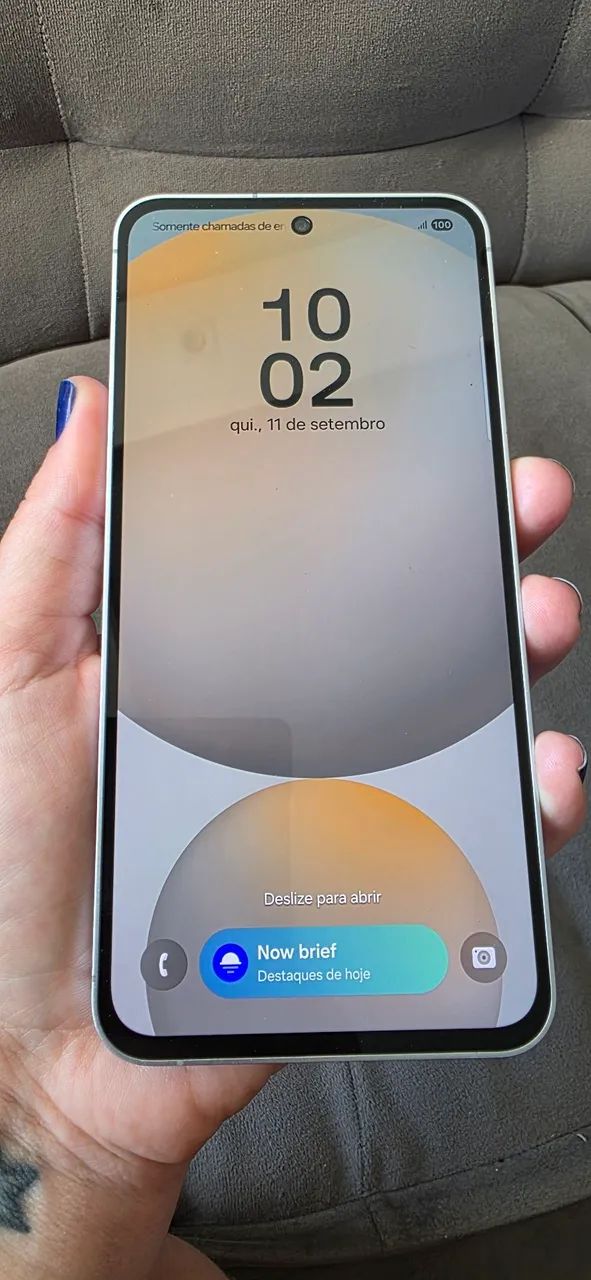 Samsung Galaxy S24 FE (SM-S721B/DS) - Foto 4