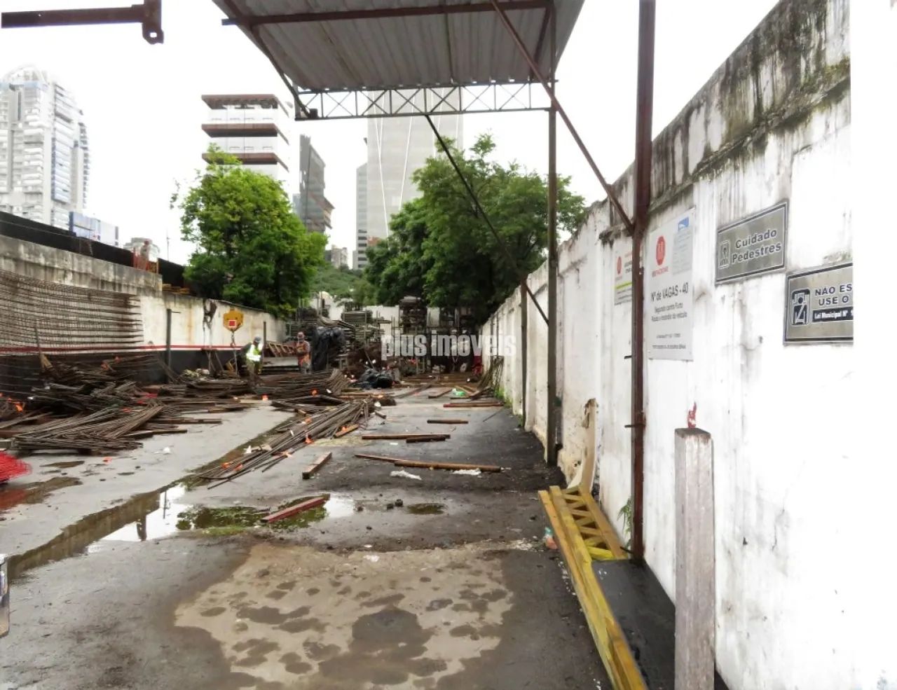 TERRENO EM EXCELENTE LOCALIZAÇÃO - Foto 4