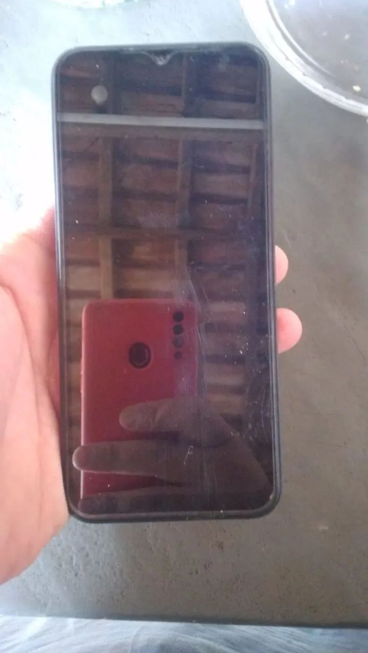 Vendo se celular A14 semi novo único defeito vidro da câmera de traz quebrada - Foto 4