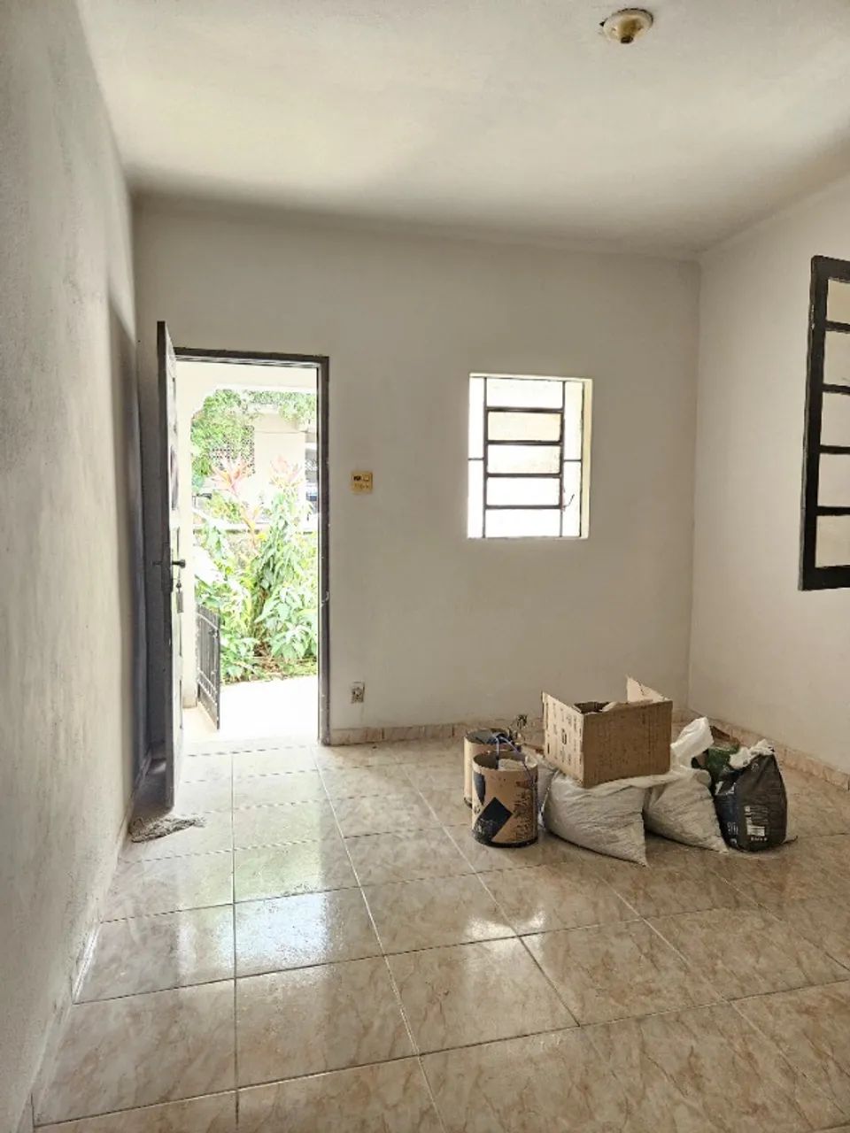 Casa 2 quartos - Vila Valqueire - Est. Int. Magalhães - Foto 3
