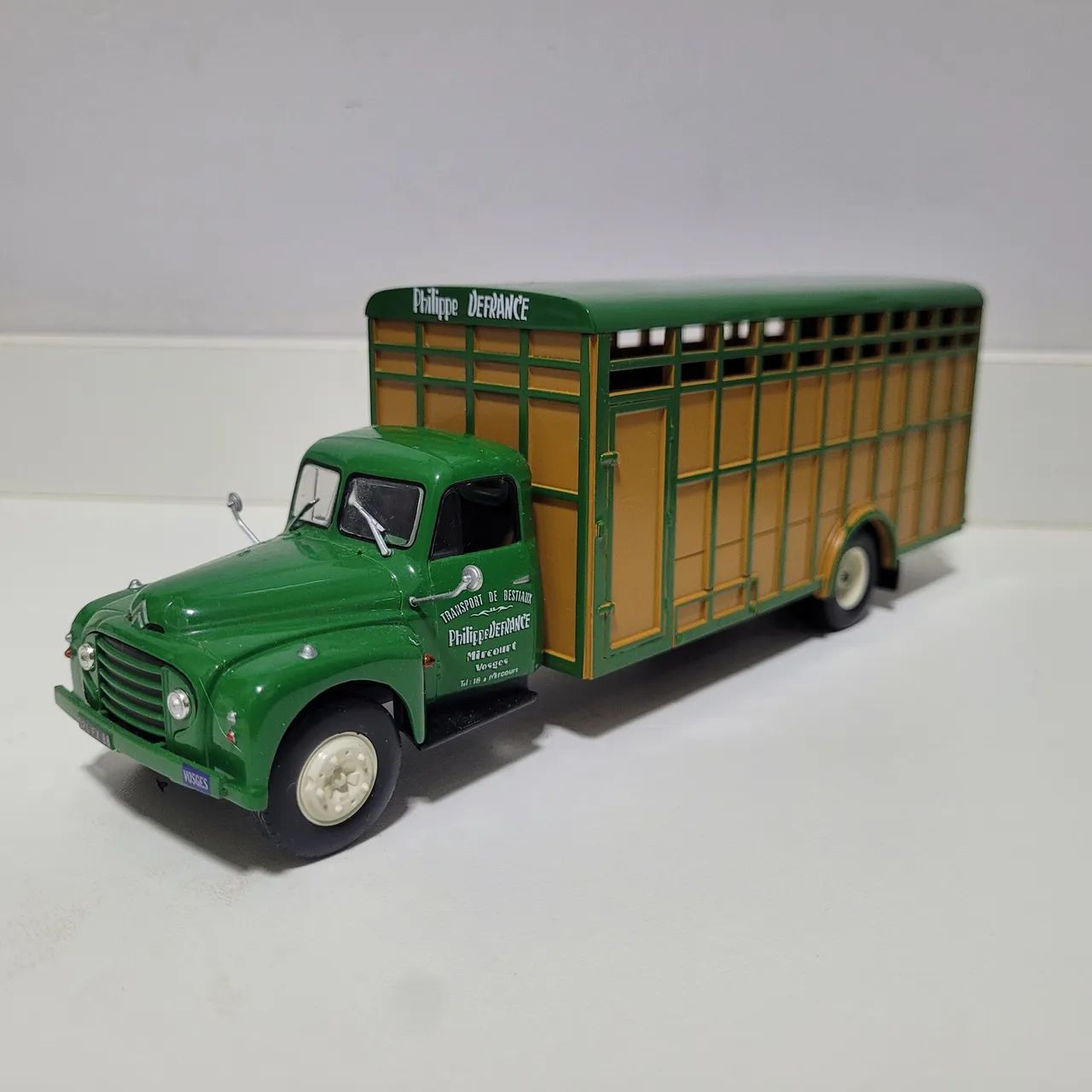 Miniatura caminhão boiadeiro 1 43 