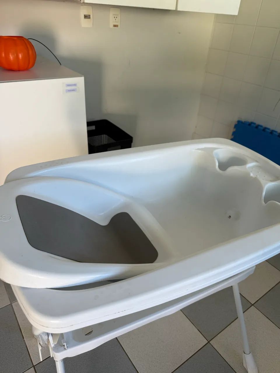 Banheira com Suporte para Bebês 