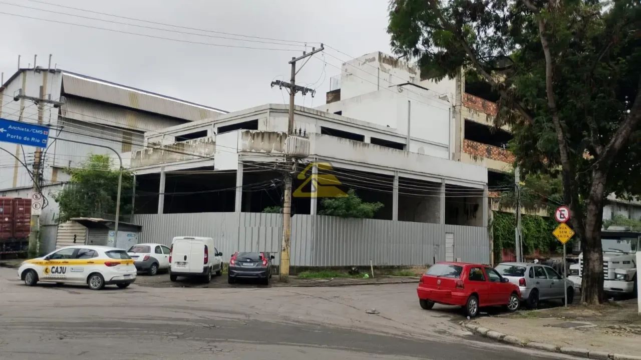 Caju | Prédio Comercial