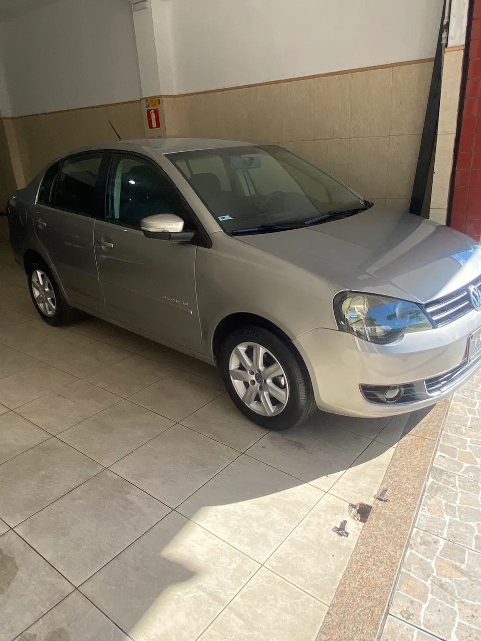 Volkswagen Polo Polo Sed. COMFORT. 1.6 Mi Tot. Flex 8v 2012