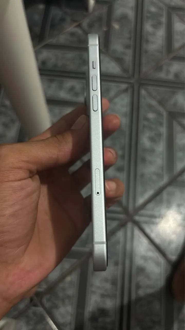 iPhone 15 plus - Foto 3