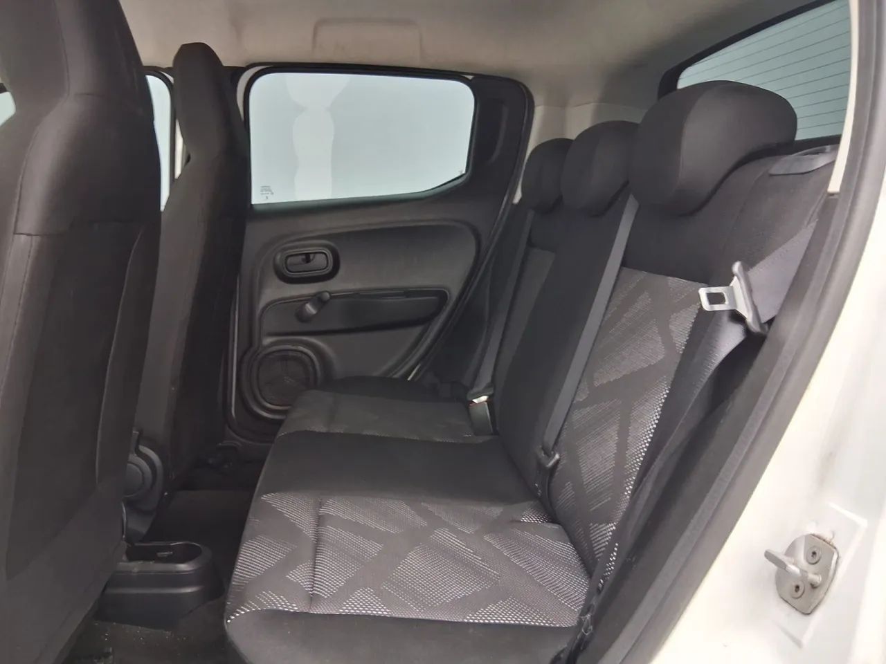 Fiat Mobi LIKE 1.0 Fire Flex 5p., foto 17 de 18