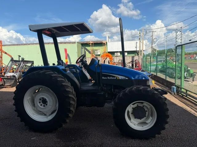 New Holland TL 100 4x4 ano 2000 - Foto 3