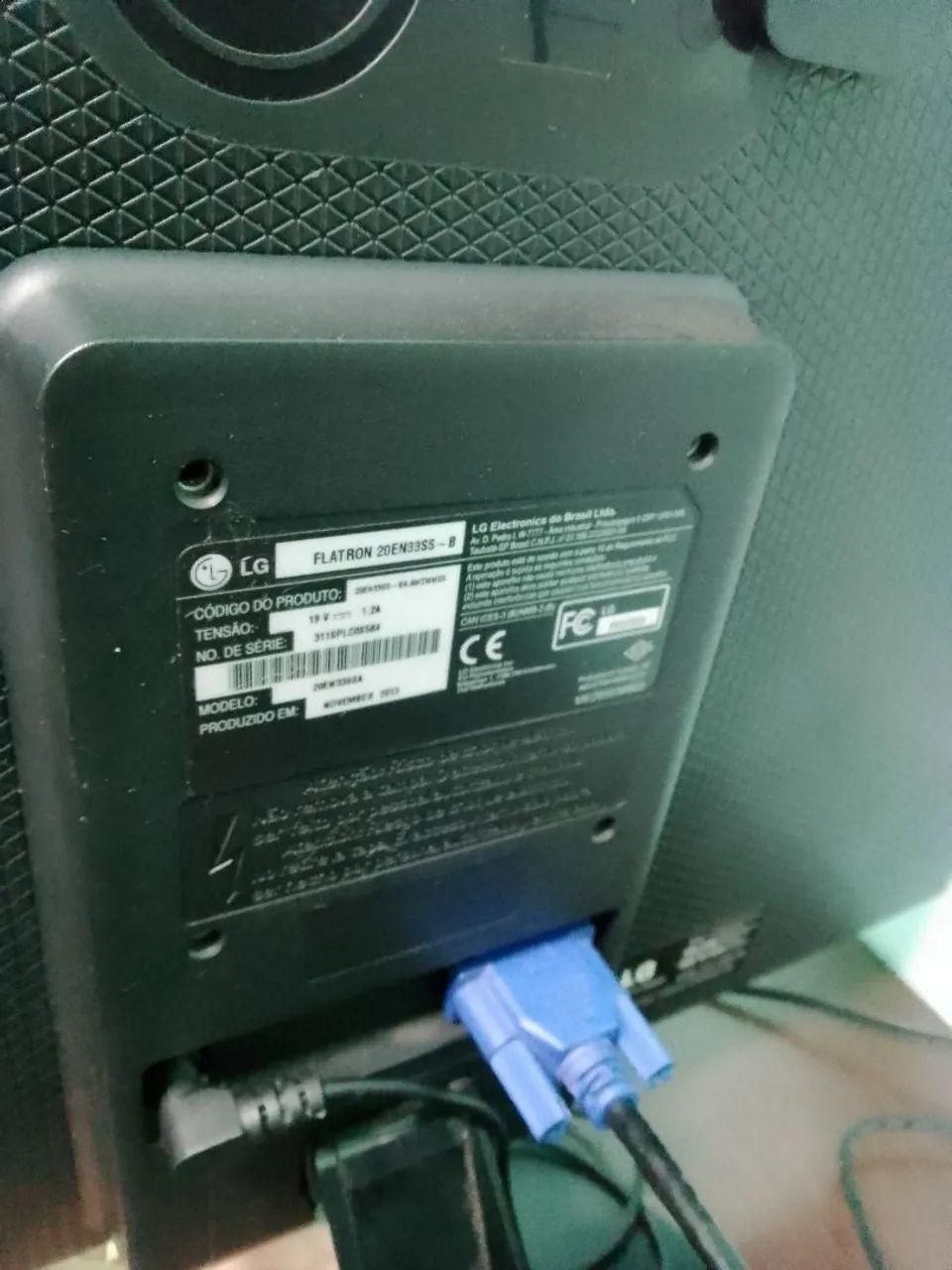 Monitor LG 20 Pol modelo 20EN33 - excellent - Foto 4