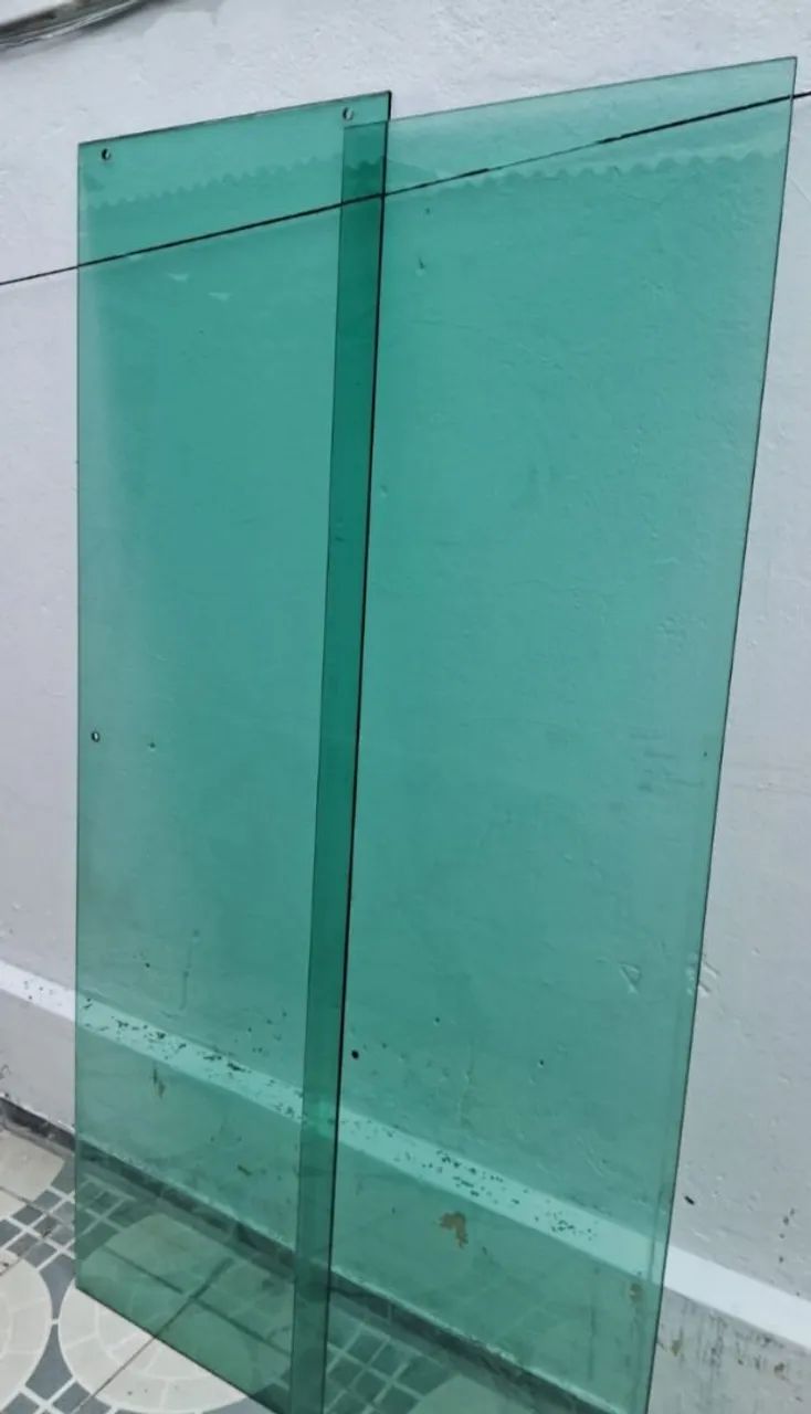 Box de vidro verde