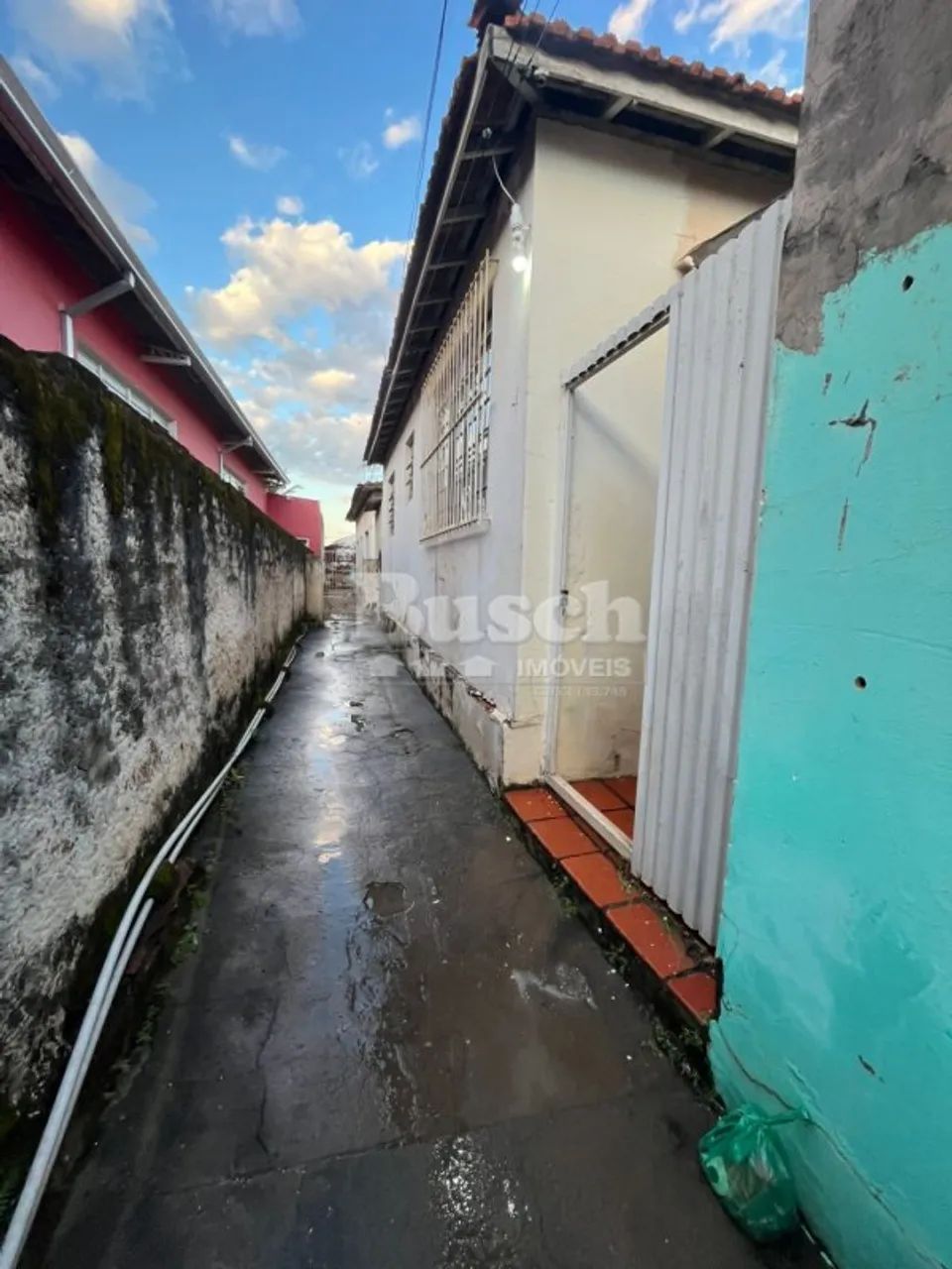 Casa para aluguel com 42 m² e 2 quartos em Centro, sem garagem Bauru - SP