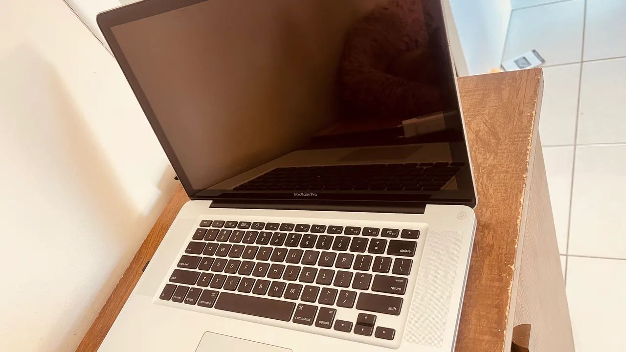Macbook pro - 2010 - excelente estado 