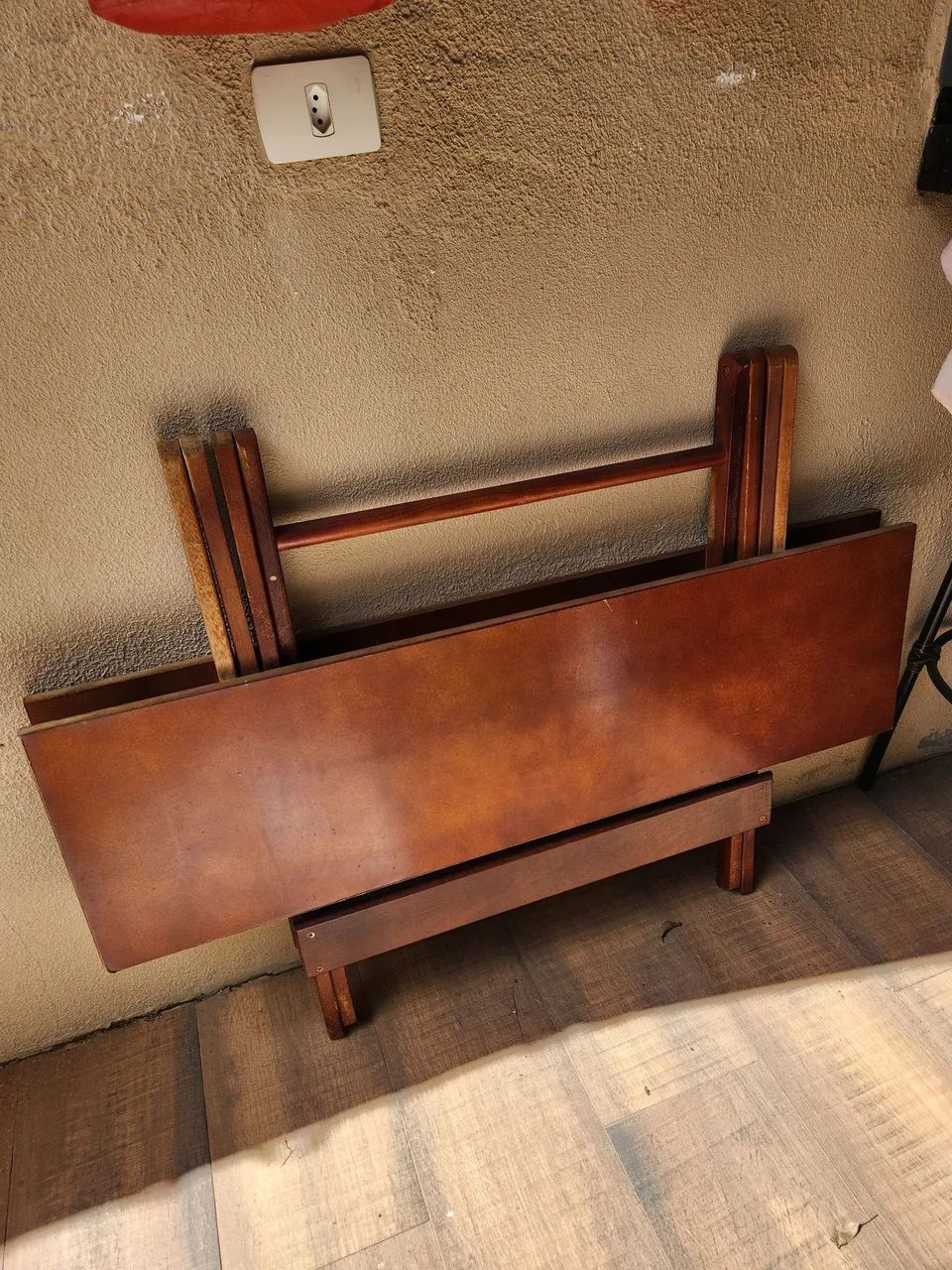 Mesa Dobrável + 6 Cadeiras