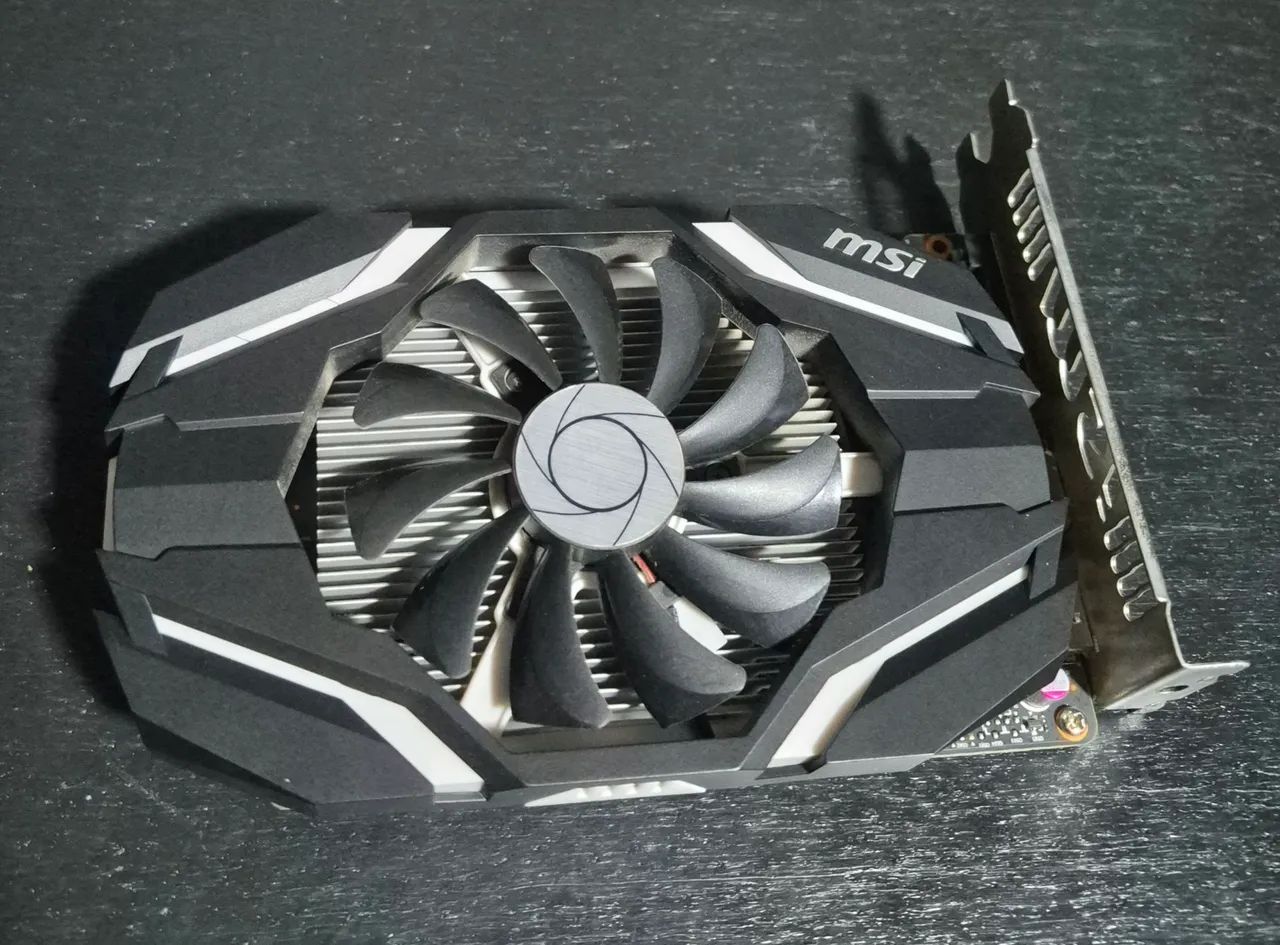 Placa de video GTX 1050 TI