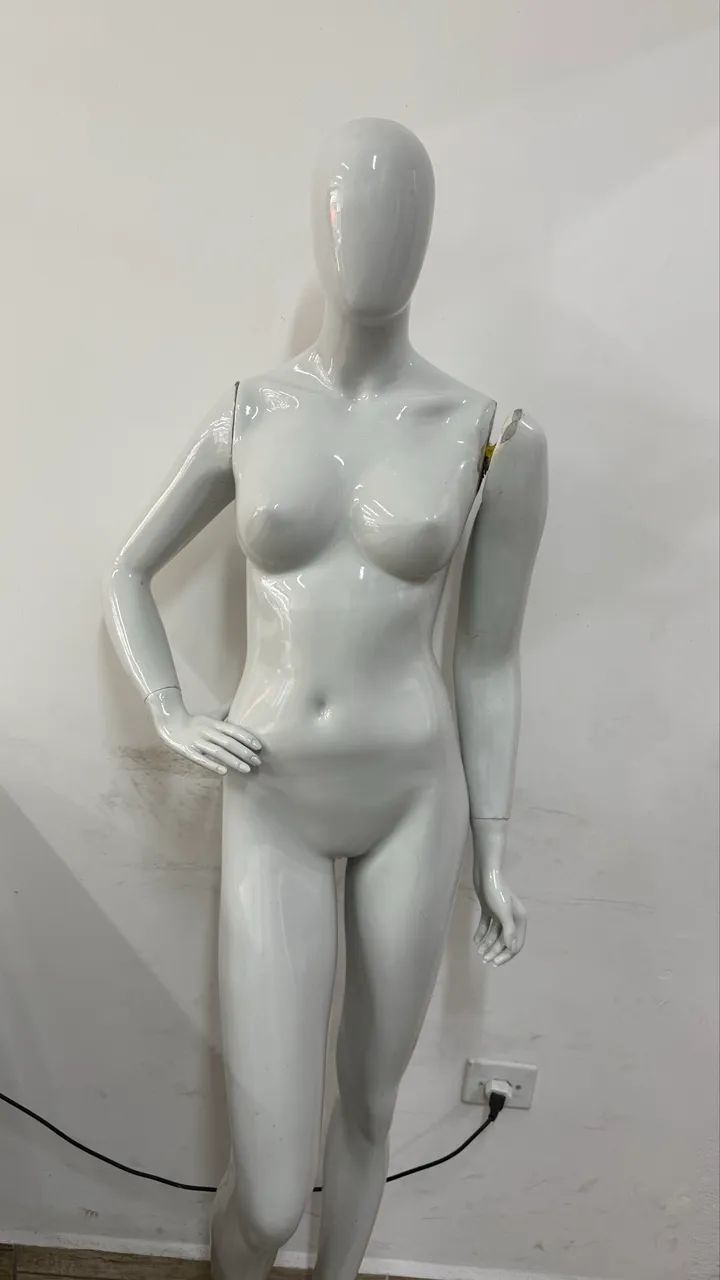 Manequim feminino 