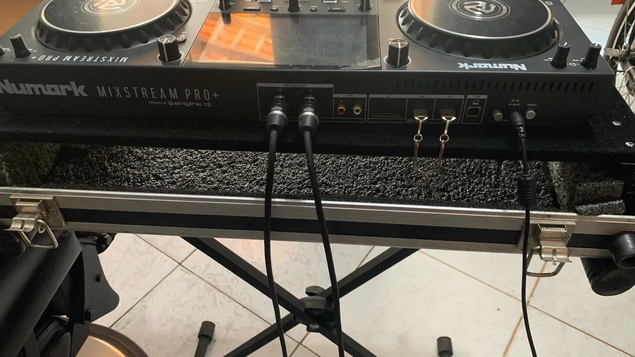 Controladora Numark+case valor Negociável! - Foto 4