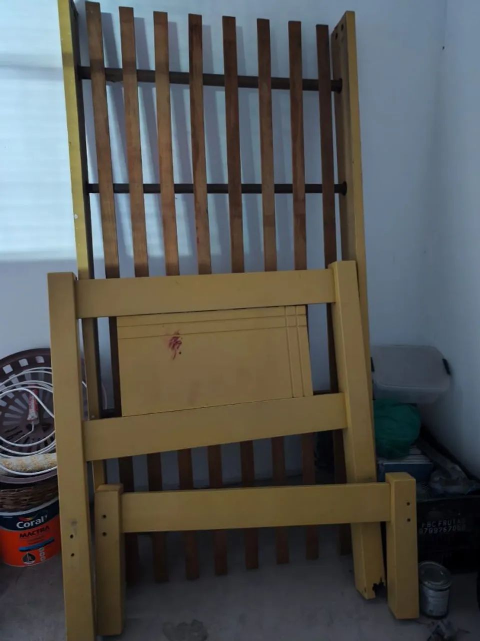 Cama solteiro pra vender 