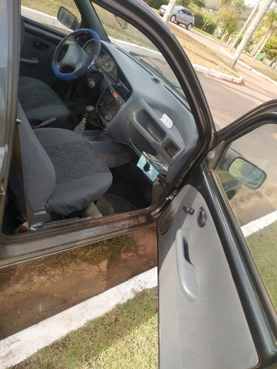 Fiat Strada Working 1.5 MPI 8V CE 2000 - Foto 2