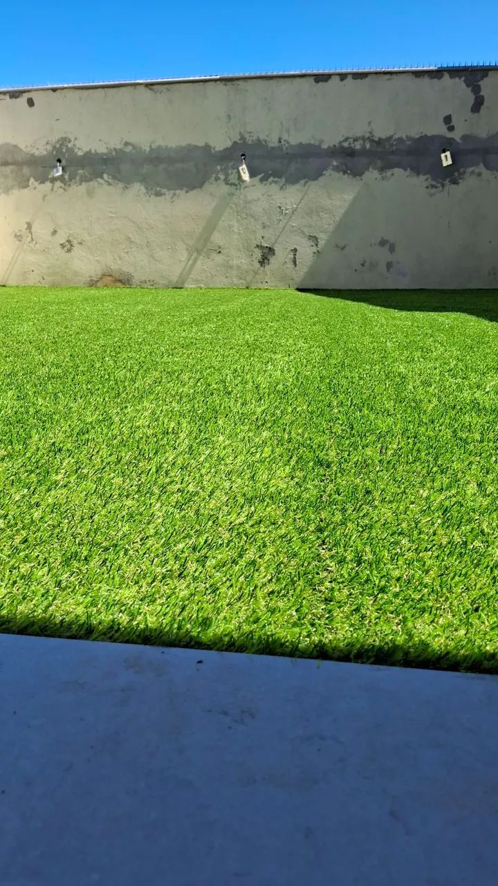 Grama sintética Gardem 20mm Bicolor 