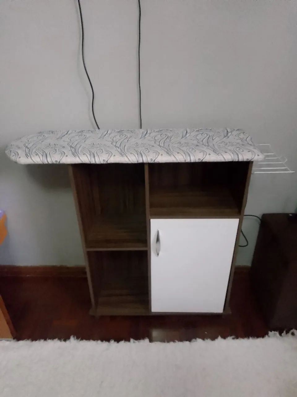 Armário com tábua de passar roupa  - Foto 2