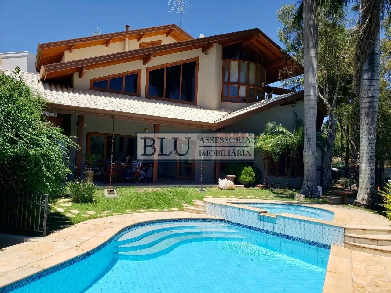 CASA A VENDA QUATRO QUARTOS NO ALPHAVILLE CAMPINAS