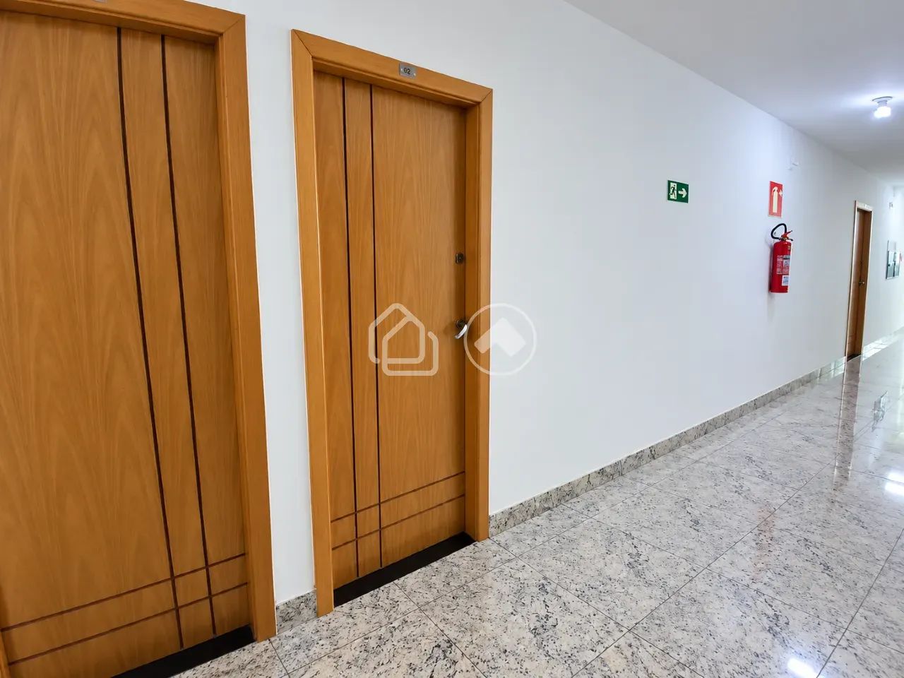 Sala comercial para alugar no Buritis com Copa e Banheiro. - Foto 3
