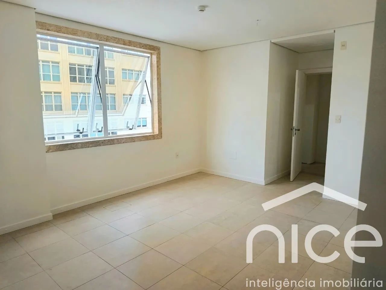 Sala comercial para locação, bairro centro, Itajaí-SC - Foto 2