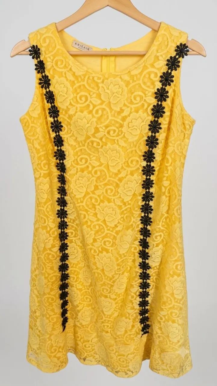 Vestido Curto de Renda Cor Amarelo  - Foto 3