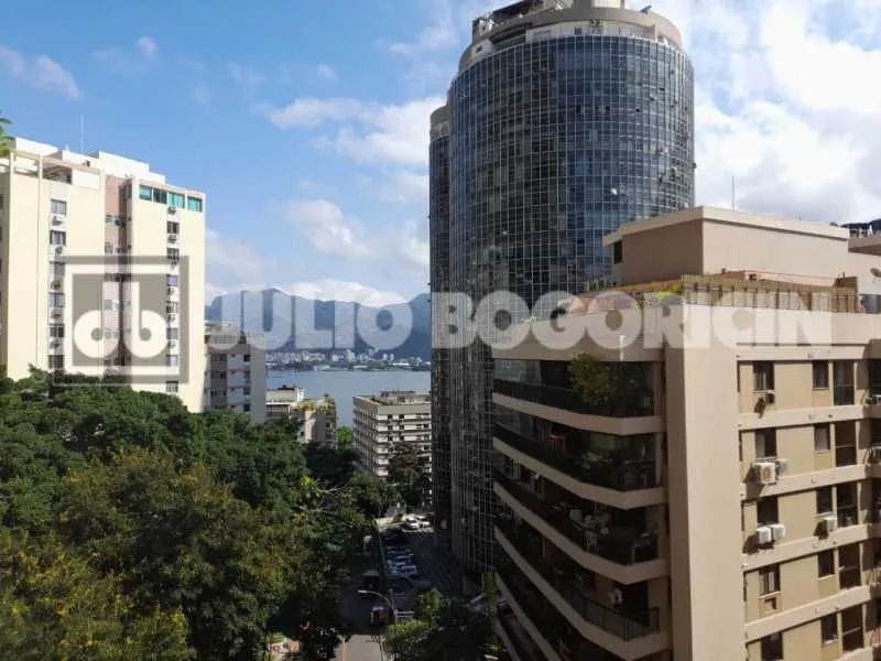Apartamento : / Residencial / Lagoa