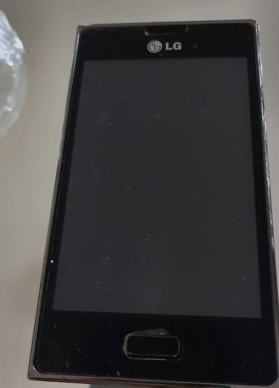 Celular antigo LG 
