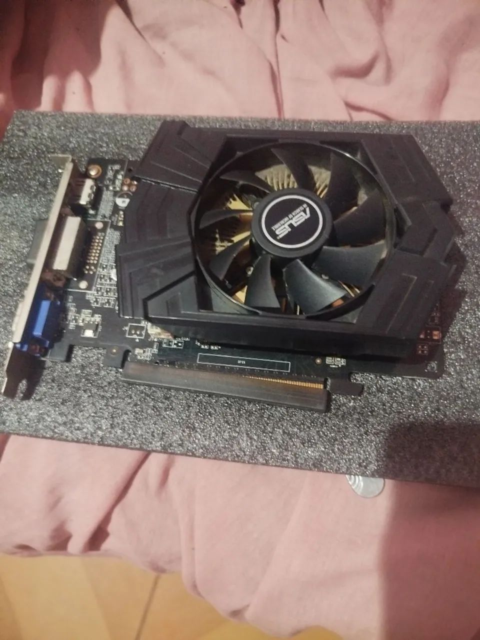 GTX 750 ASUS - Foto 3