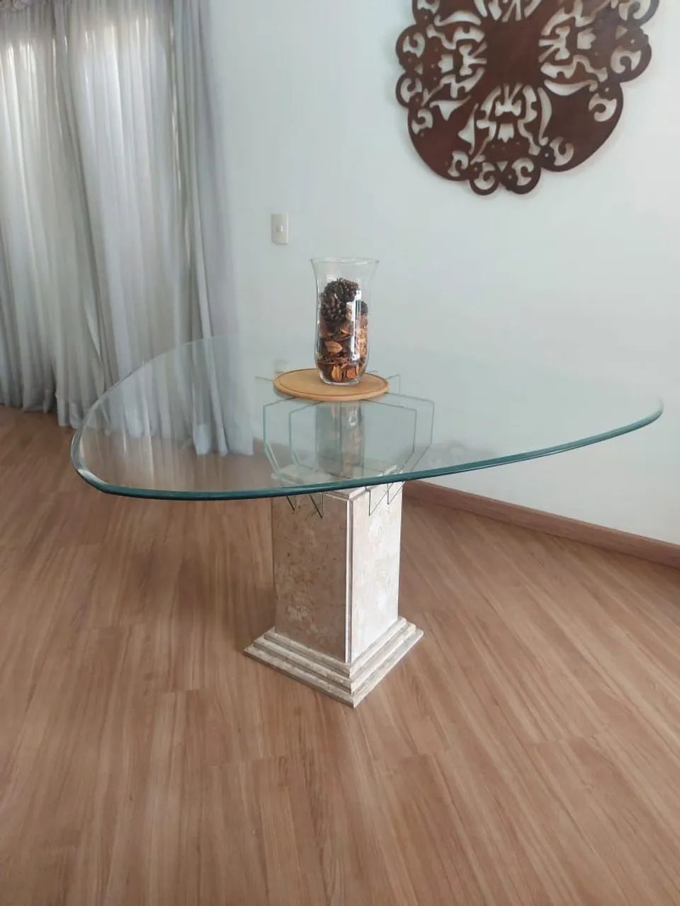 Mesa de Vidro com Base em Mármore Travertino  - Foto 5