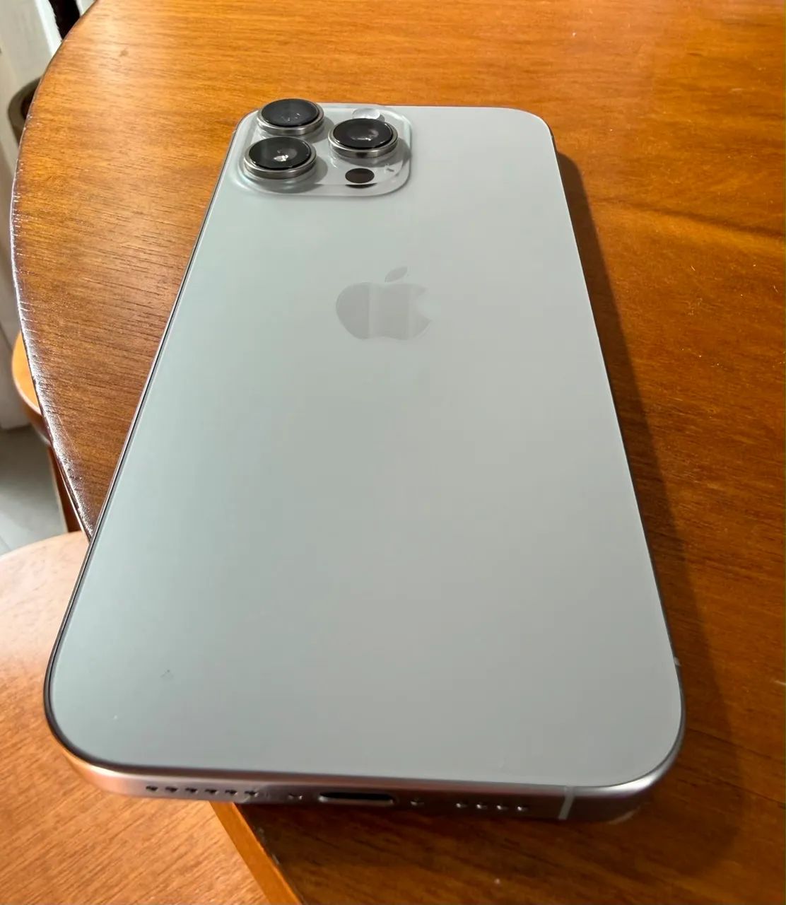 iPhone 16 Pro Max 256gb - bateria 100%