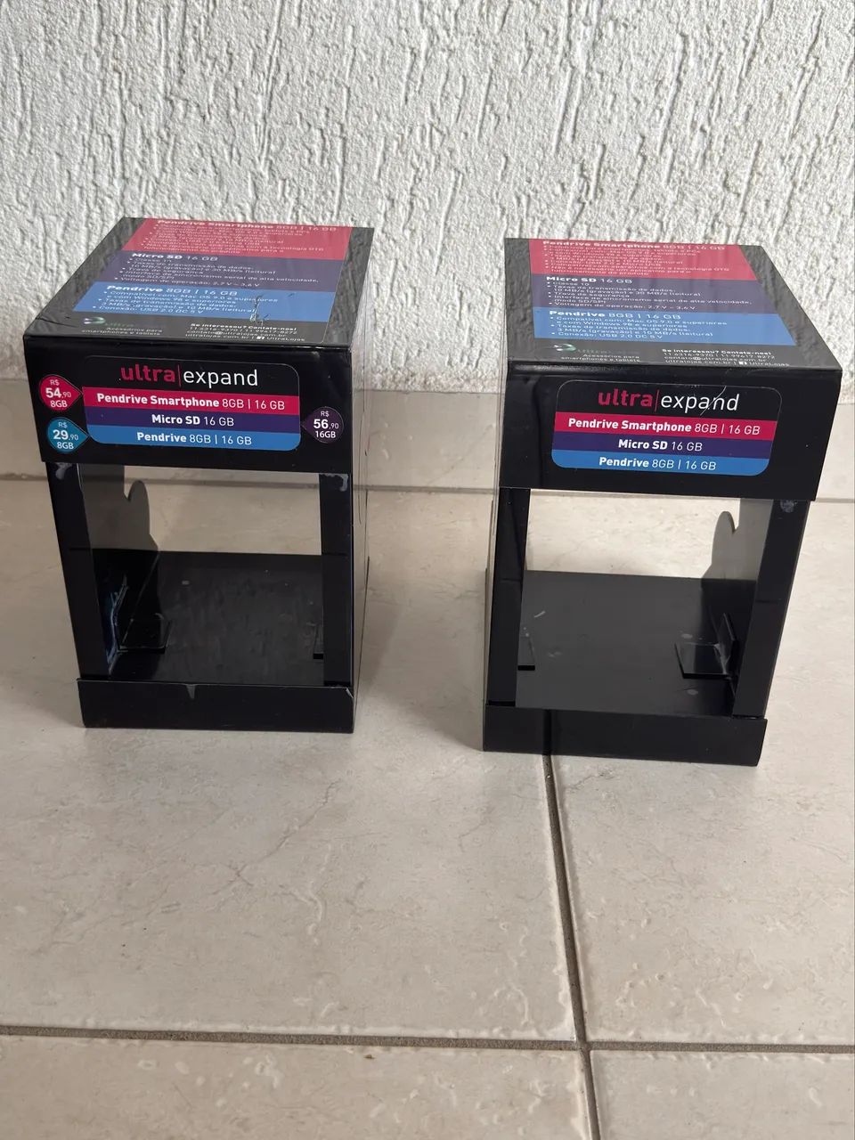 10 Displays em PS Preto (Lote 10 unidades)