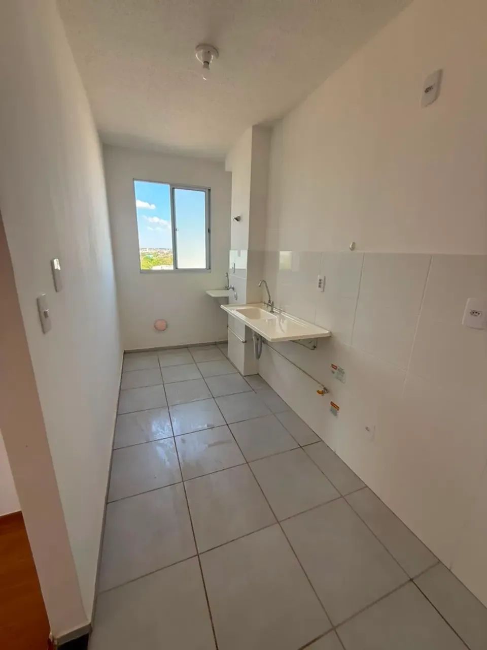 ALUGO APARTAMENTO NO CONDOMÍNIO CHAPADA DOS BEM TE VIS ! - Foto 3