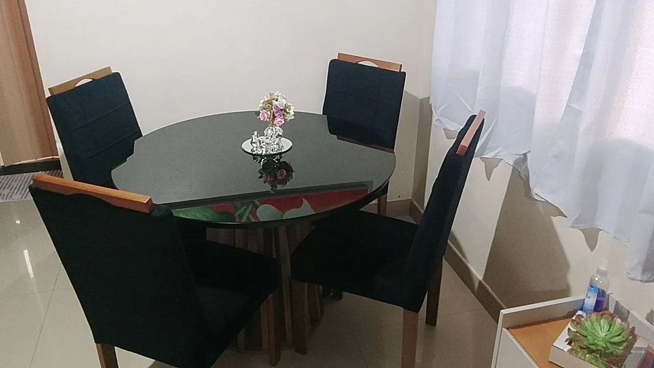 Mesa 4 cadeiras  - Foto 2