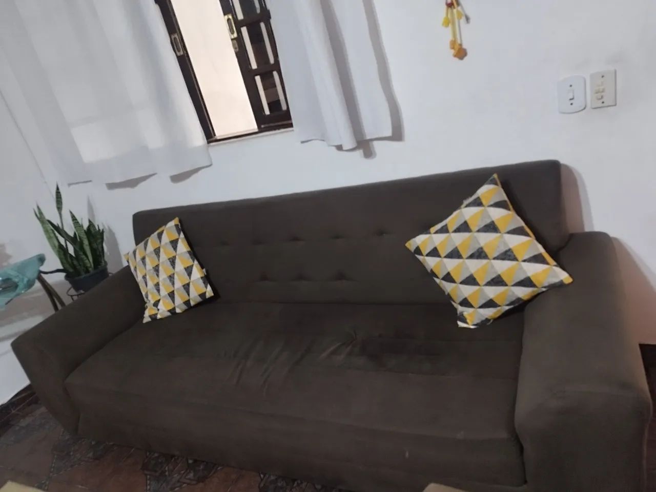 Sofá 3 lugares 