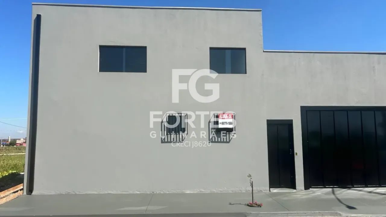 Salão Comercial com 246 m² no Bairro Lagoa dos Cavalos I.