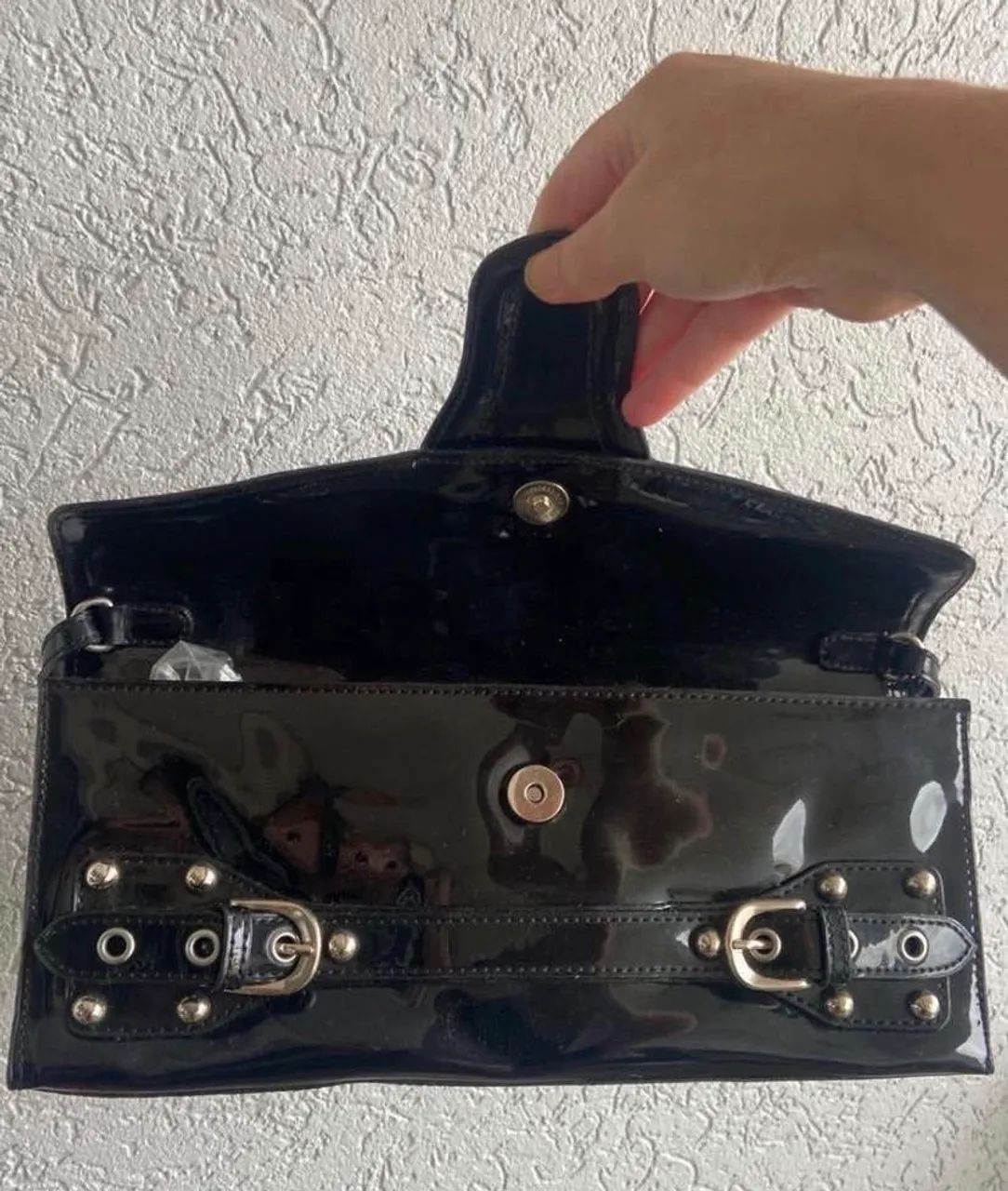 Bolsa preta ombro verniz  - Foto 4